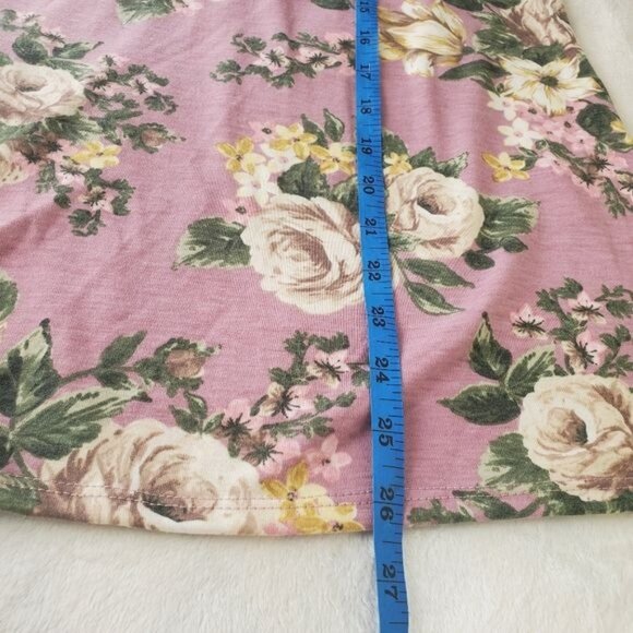 1.4.3. STORY Womens Top Small Floral‎ Lavender Green Yellow Flowers Femanine - Picture 7 of 9